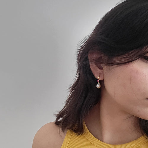 ROSÉ PEARL POP EARRINGS | LIMITED EDITION