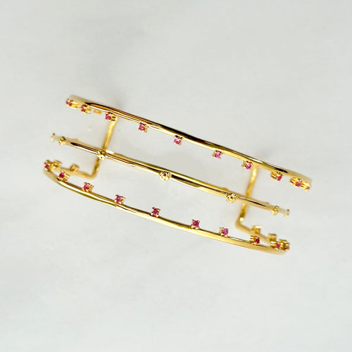 IRO TSUBAKI BANGLE (BRASS)