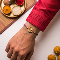 OM RAKHI