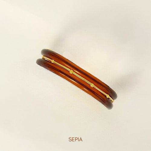 Iro Tsbuaki Stacked Glass Bangle (Central frame)